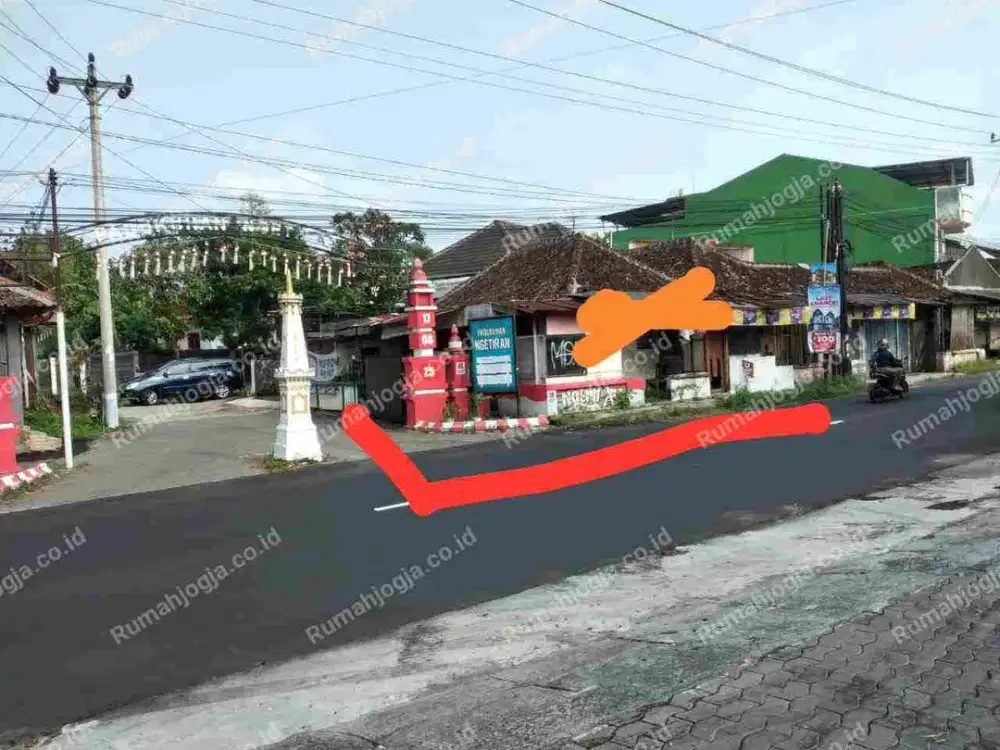 tanah pinggir jalan raya palagan KM 8 dekat progo