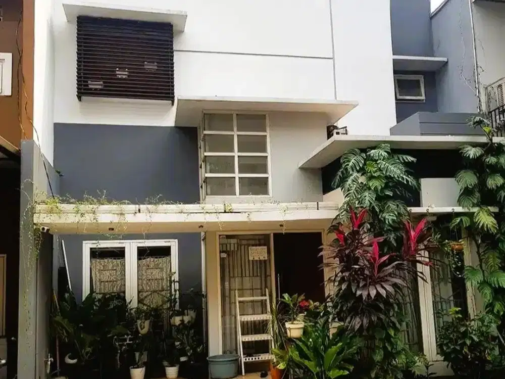 Rumah cluster jln merpati ciputat 2 Lantai dekat Bintaro siap huni