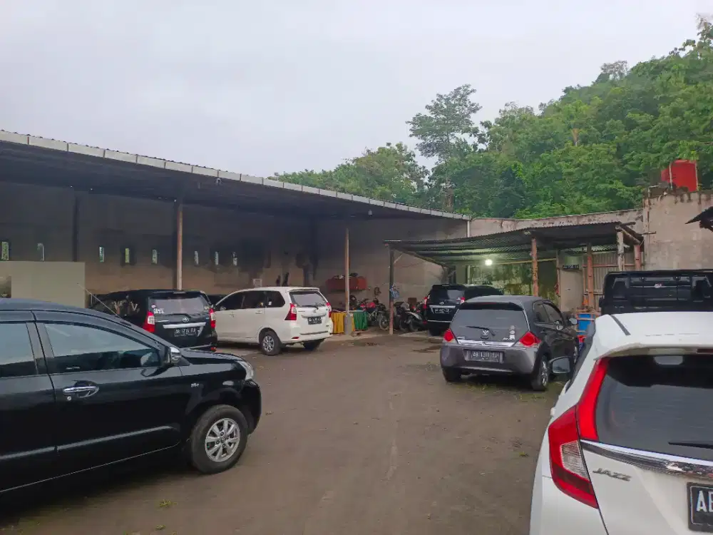 SEWA MOBIL JOGJA  MURAH LEPAS KUNCI