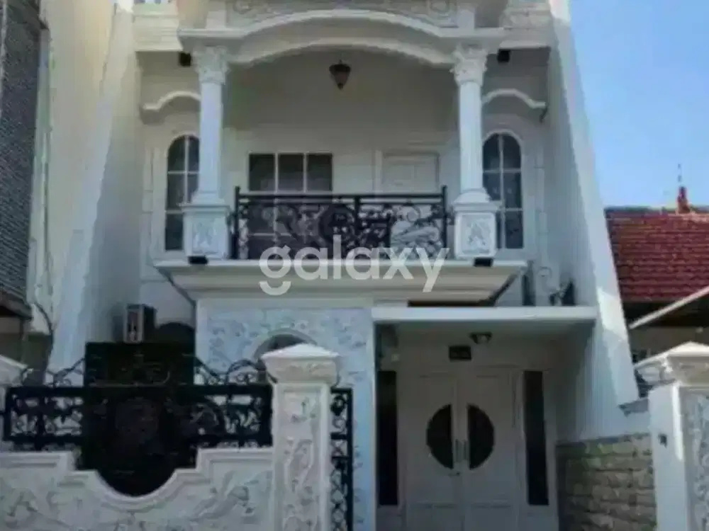 Rumah cantik pakuwon city surabaya
