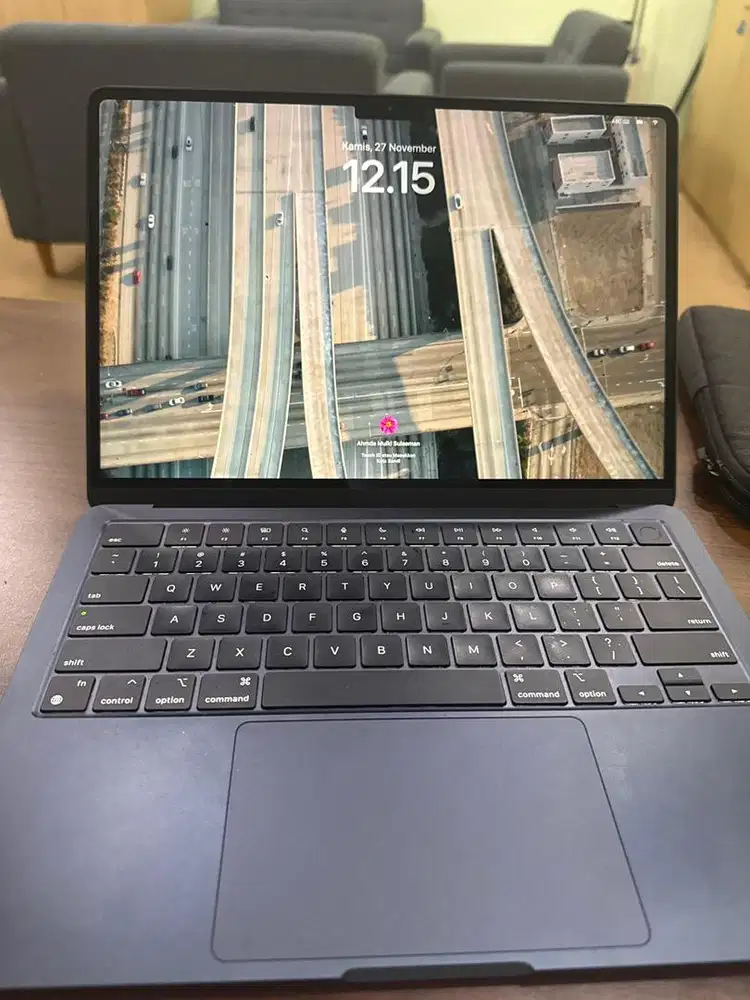 Macbook air 13 inci 2022