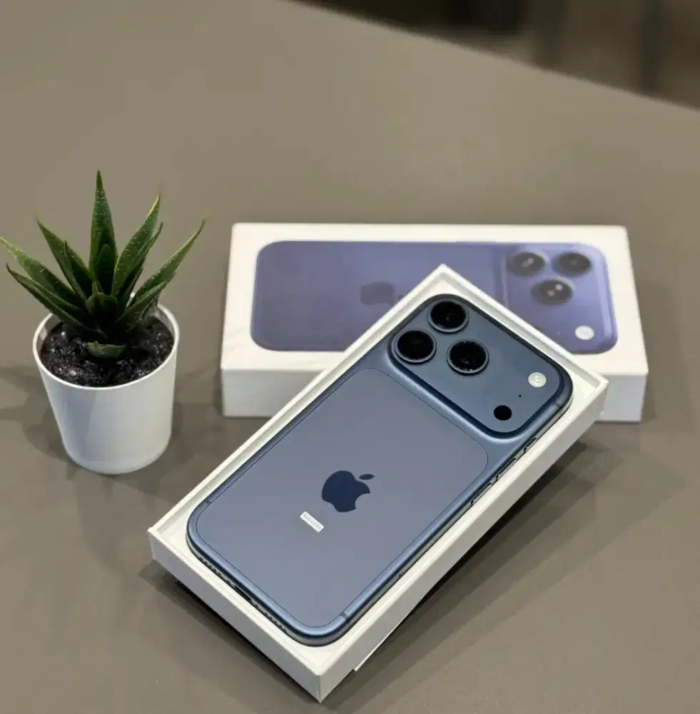 IPhone 17 Pro 256GB iBox Open Box