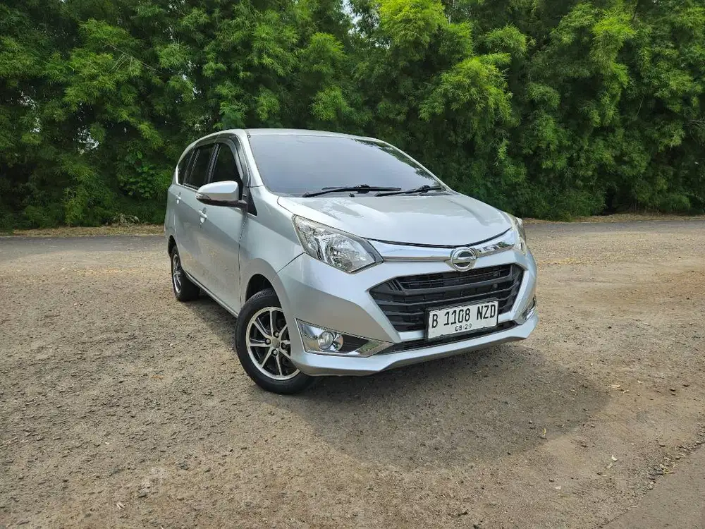 Daihatsu Sigra 1.2 R Deluxe Tahun 2019 Silver MT