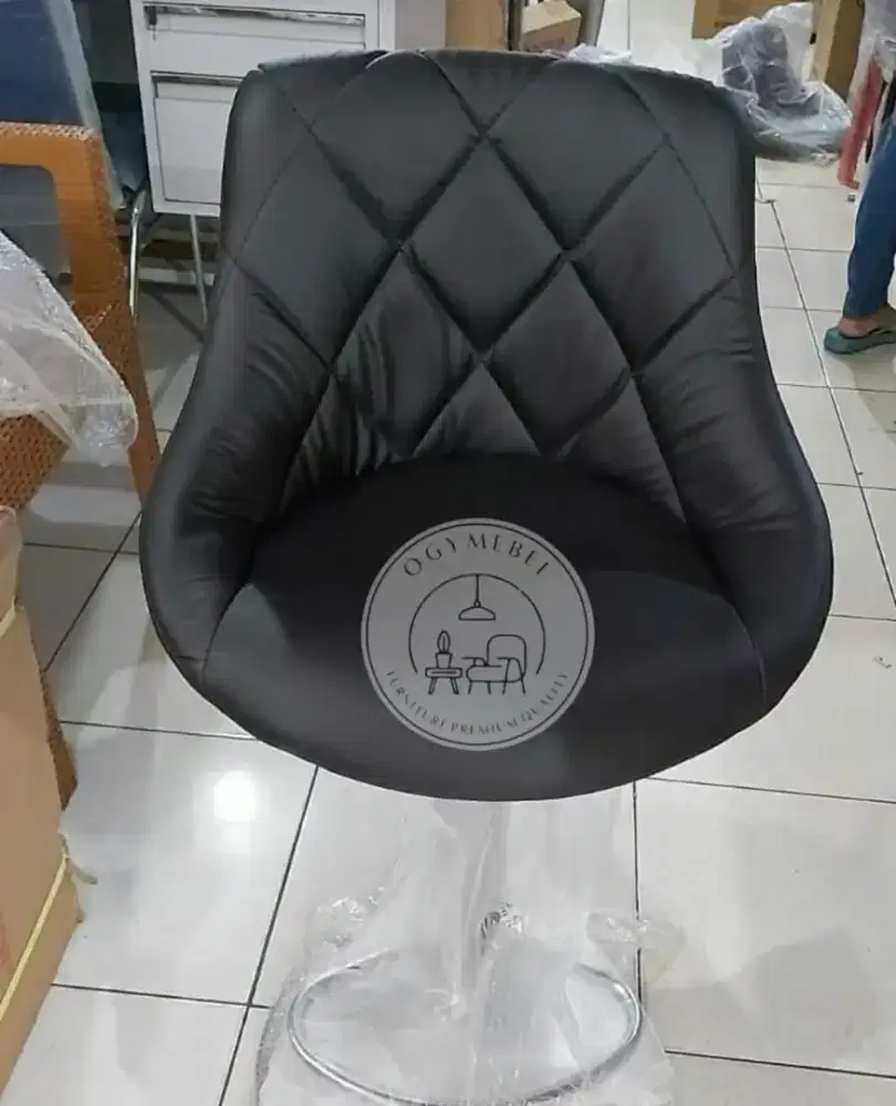 READY KURSI CAFE/BARBERMAN HYDROLIK TERMURAH