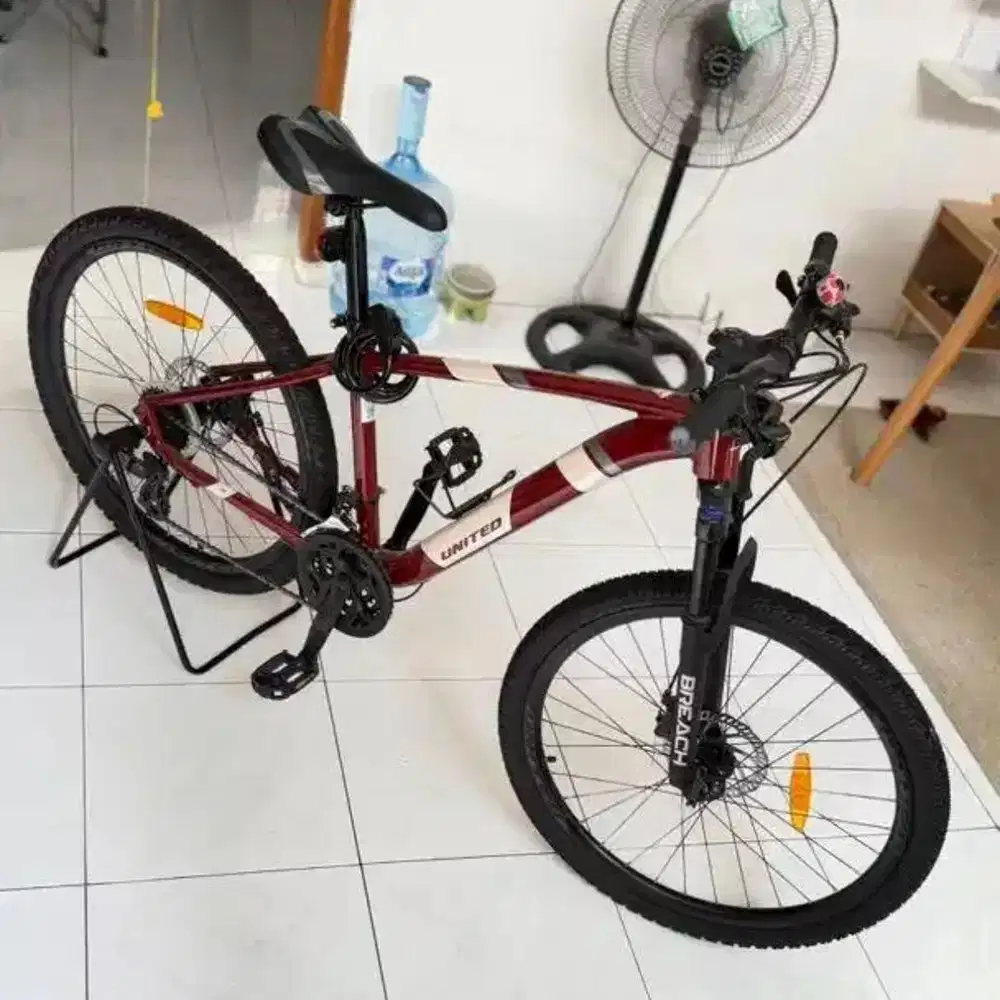 Sepeda MTB United 26