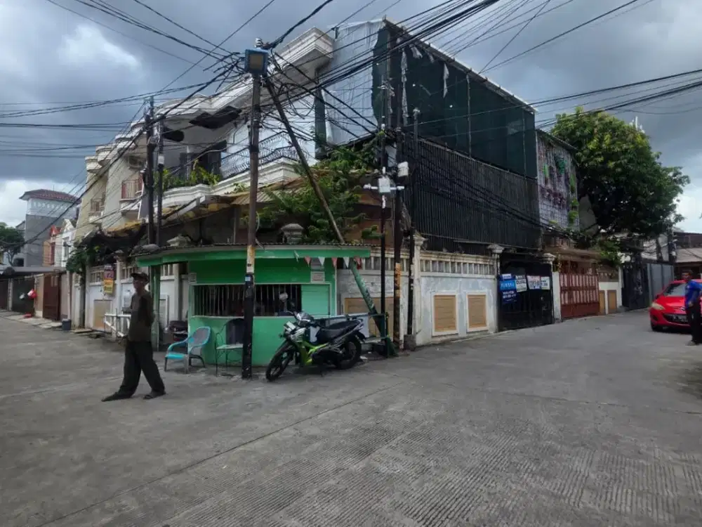 RumahHook 3 Lantai Jalan Mangga Duri Kepa Ngantong