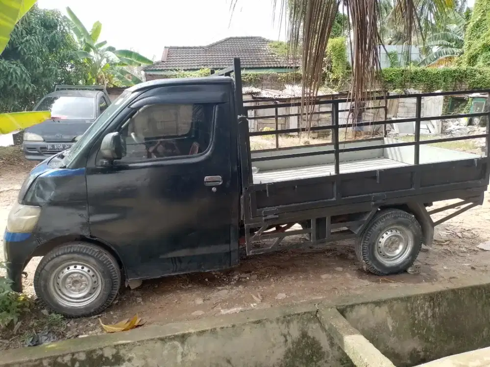 DAIHATSU-GRAN MAX BENSIN/2008 HITAM