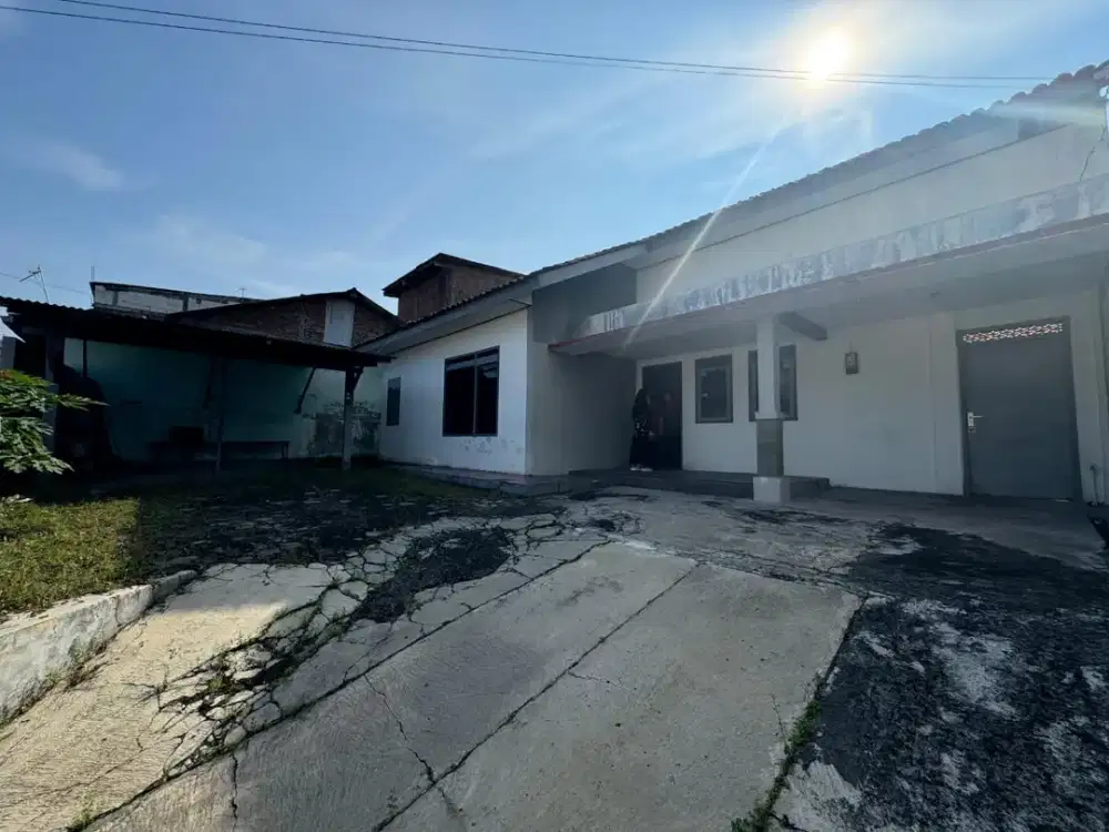 DISEWAKAN RUMAH DI MURADI SEMARANG BARAT