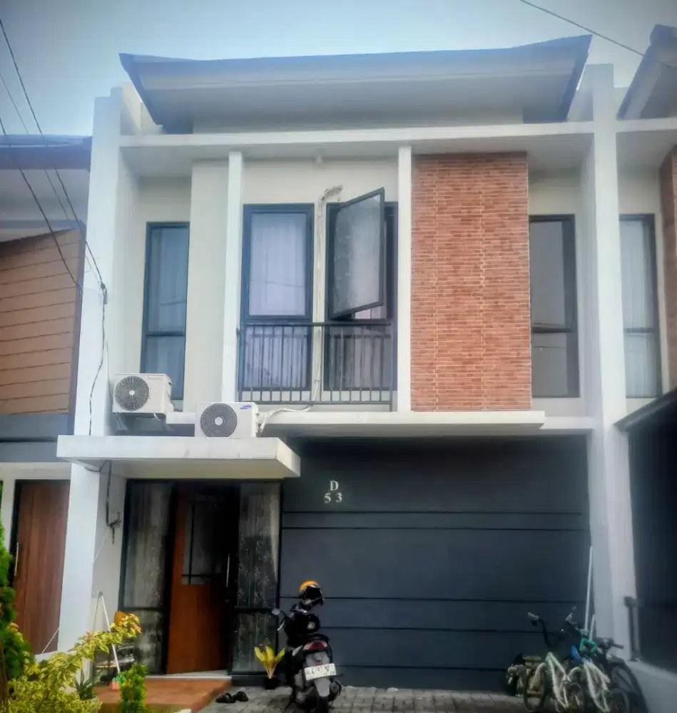 Jual Rumah Siap Huni 2 lantai (cluster) Skyville Residence Buduran
