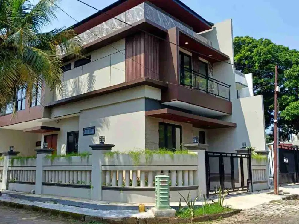 DIJUAL RUMAH HOEK BARU DIBANGUN SIAP HUNI DI BSD DEKAT BSD PLAZA