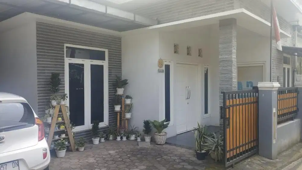 Rumah daerah Karangalit 3 KT 2 KM