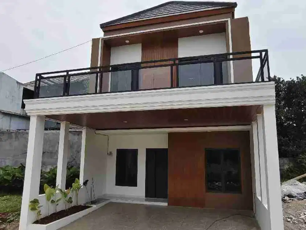 Rumah sultan lokasi strategis pinggir jalan raya jatiwarna dekat pintu tol Jorr