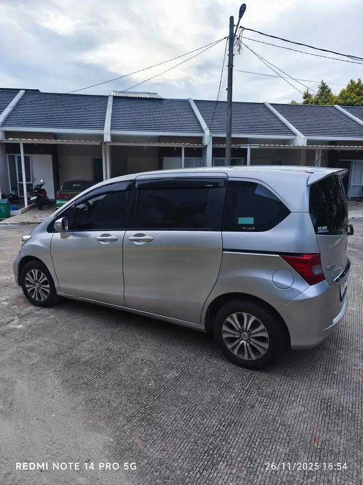 Honda Freed 2013 Bensin