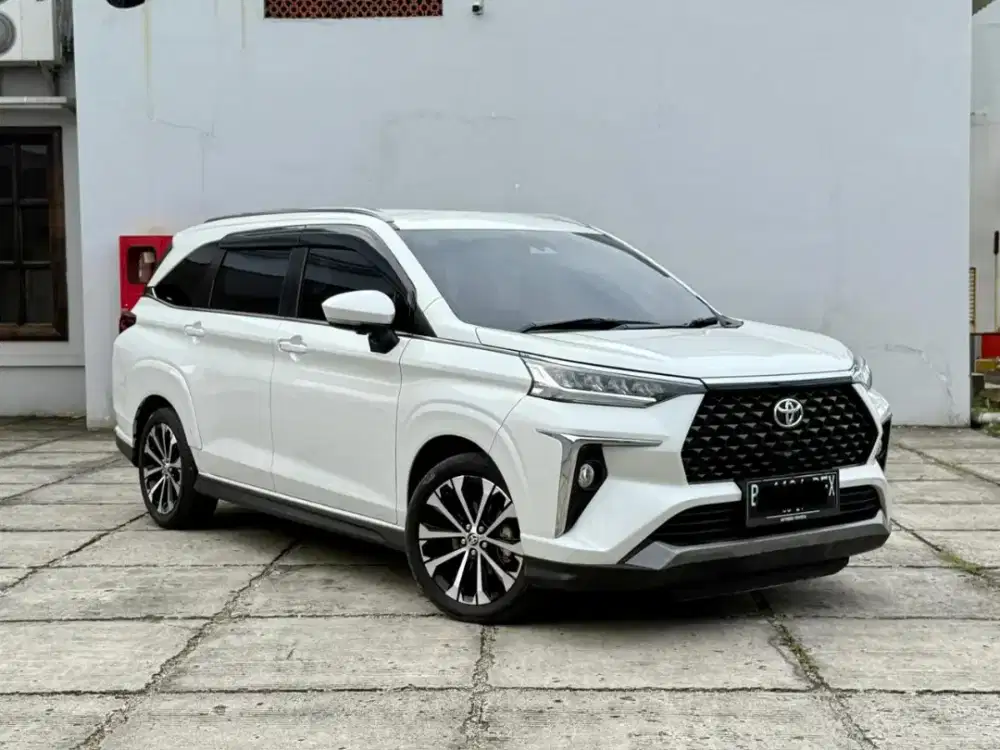 Toyota Avanza Veloz Q TSS 2022 Low KM 16RB Antik