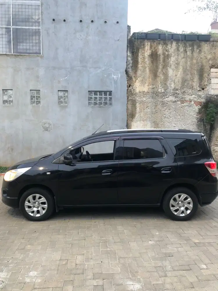 Chevrolet Spin 2015 Bensin