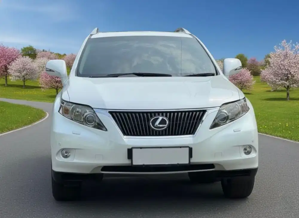 Lexus RX270 AT
Th : 2011