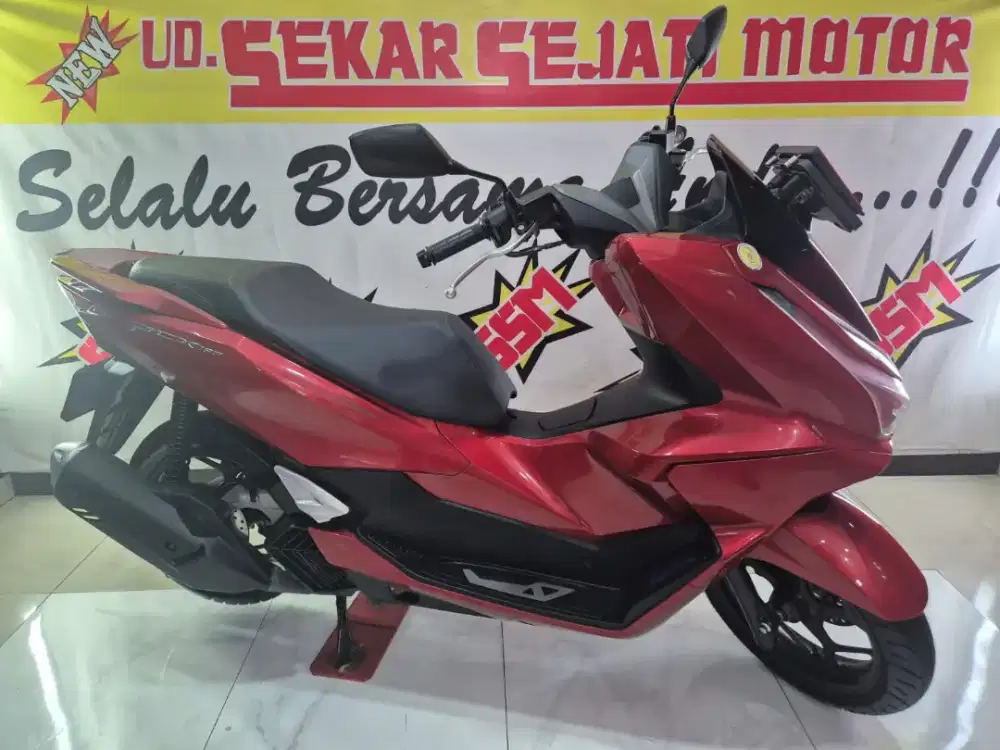 PCX 160 iss cbs keyless 2025 plat W tersedia