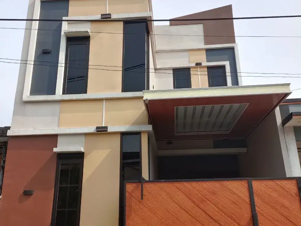 Dijual Rumah siap huni lantai 2 di Citra Indah City 8356A