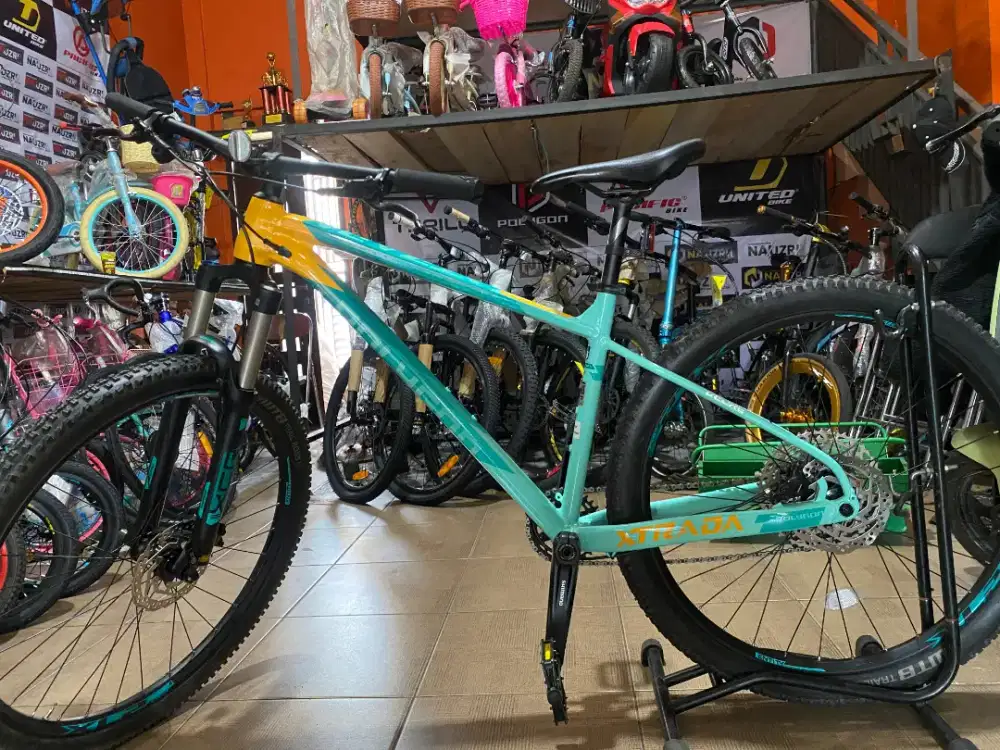 sepedah mtb polygon extrada 7