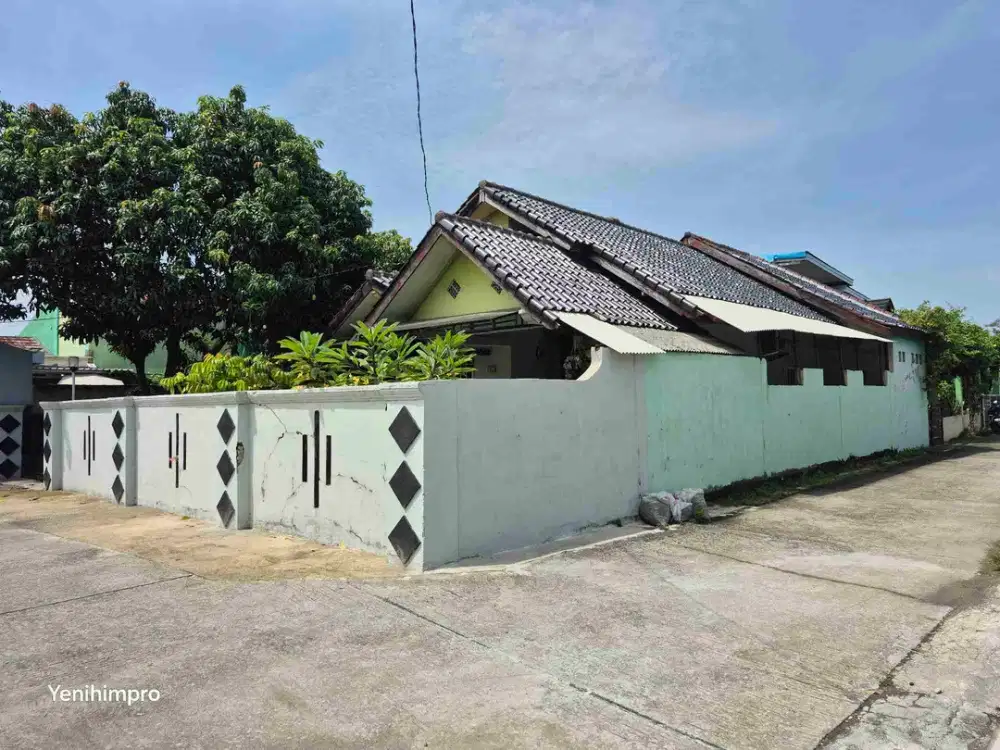 DIJUAL RUMAH DENGAN HALAMAN LUAS DI KEPUH KARANGPAWITAN KARAWANG BARAT