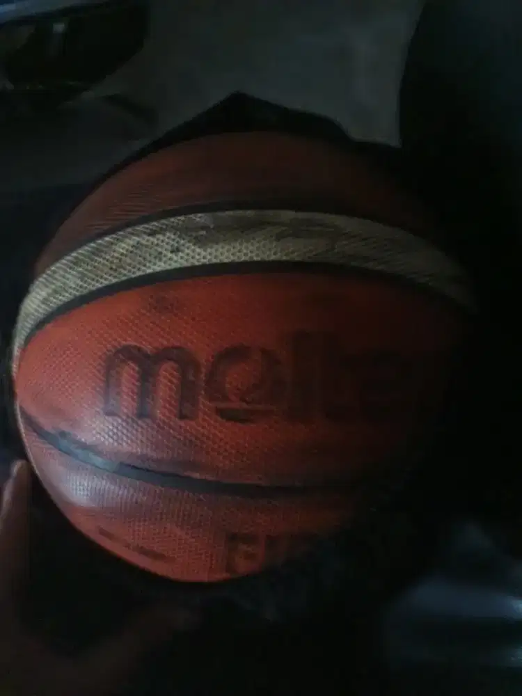 Di jual bola basket FiFA 2025