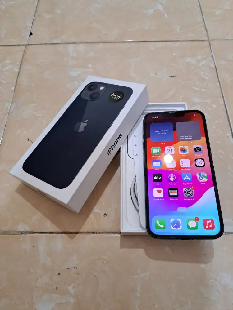 Iphone 13 128 IBOX bh 100 midnight 2bulan pake like new fullset ori