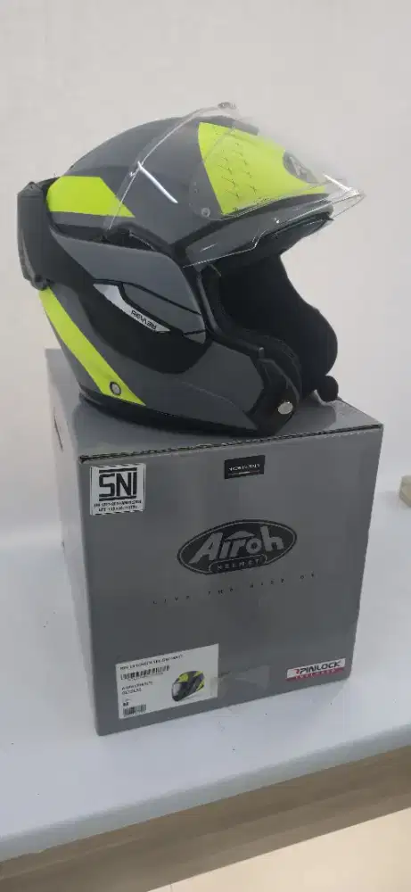 HELM AIROH REV 19 + PINLOCK + INTERCOM PARANI