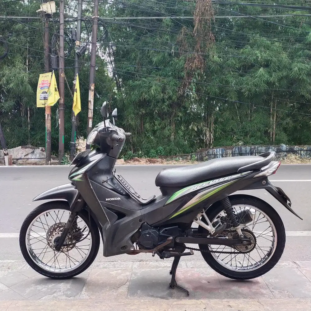 Honda Revo Fit 2013 Orisinil mesin Aluss Lengkap Bagus