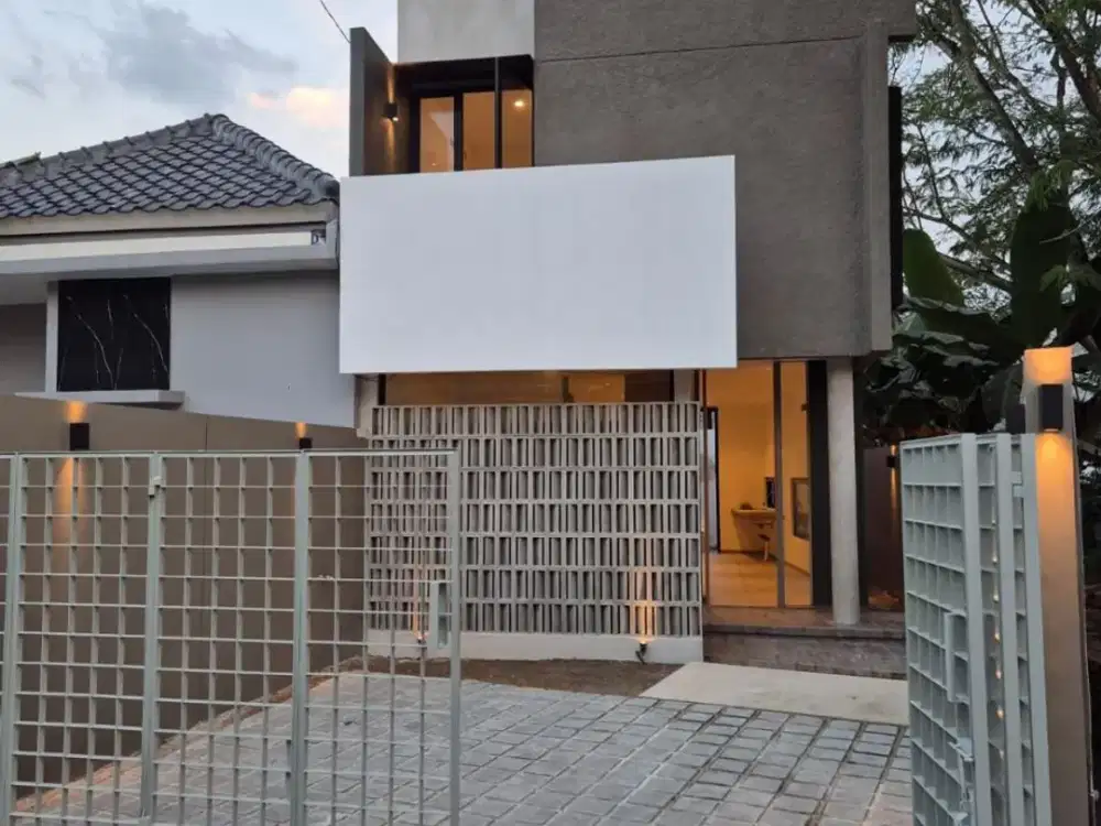 UNIT PREMIUM YANG JARANG ADA RUMAH MODERN DENGAN MATRIAL PILIHAN BONUS MELIMPAH