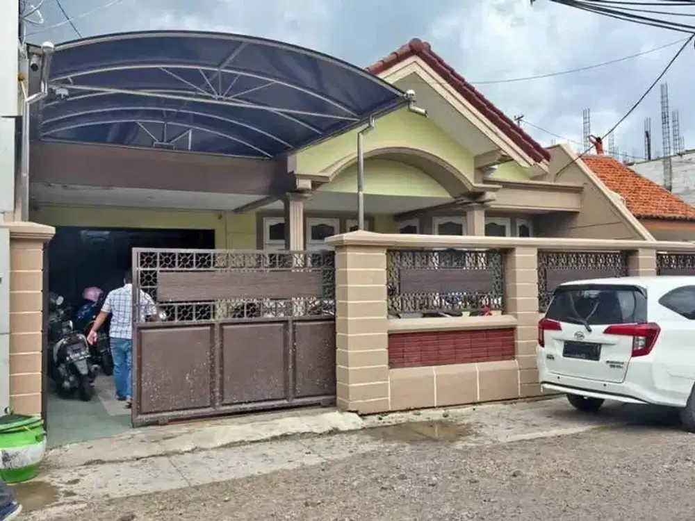 Rumah Gayungsari Ex Kantor Row Jalan 2 Mobil Lebar Strategis Dekat Raya A Yani