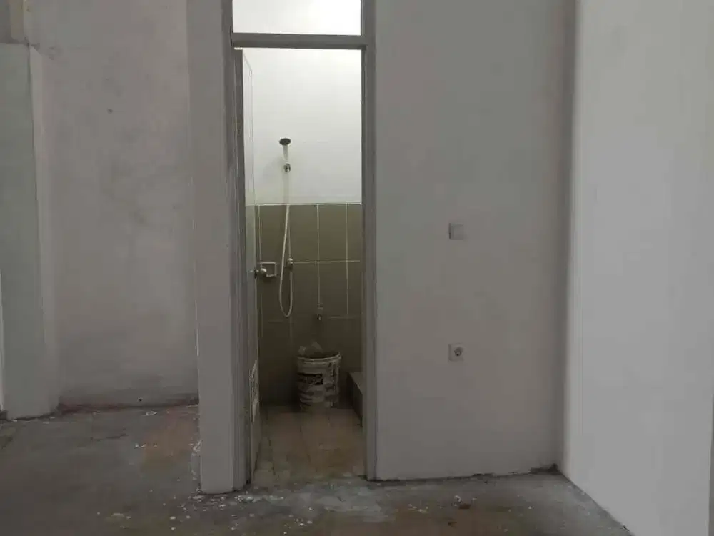 DISEWAKAN PERGUDANGAN BIZPARK DAAN MOGOT LUAS 120m2