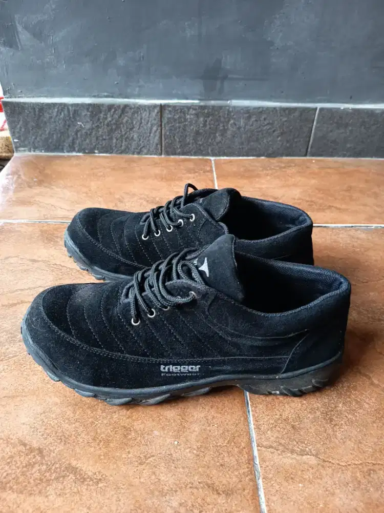 Sepatu anti slip big size no 47