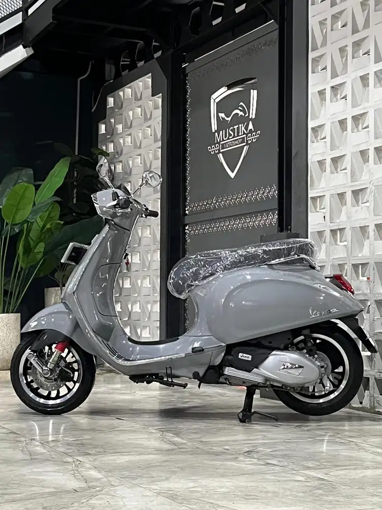 Terbatas‼️ Vespa Sprint 150 ABS th 2023-Ayu Mustika