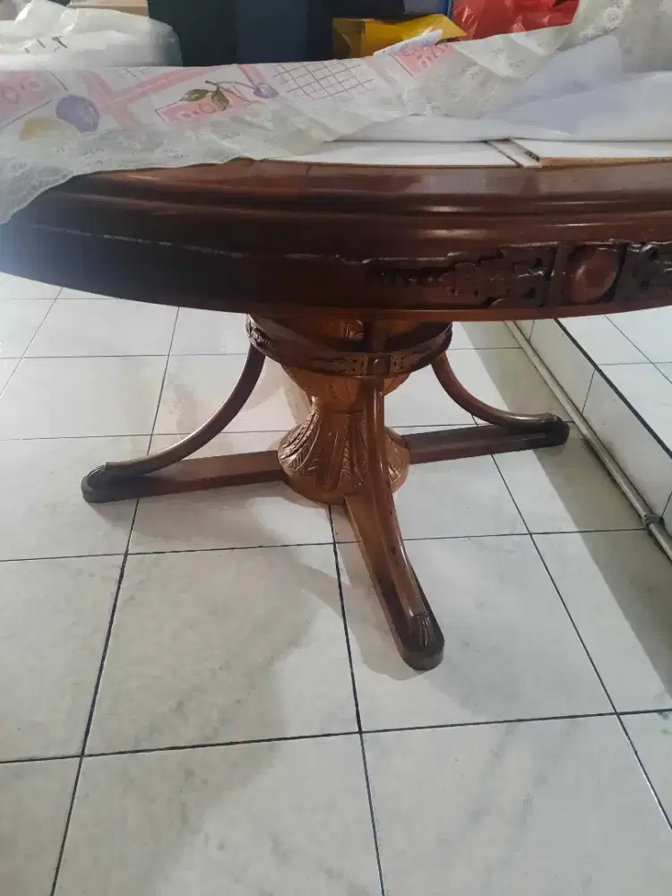 Meja kayu jati ukir antik