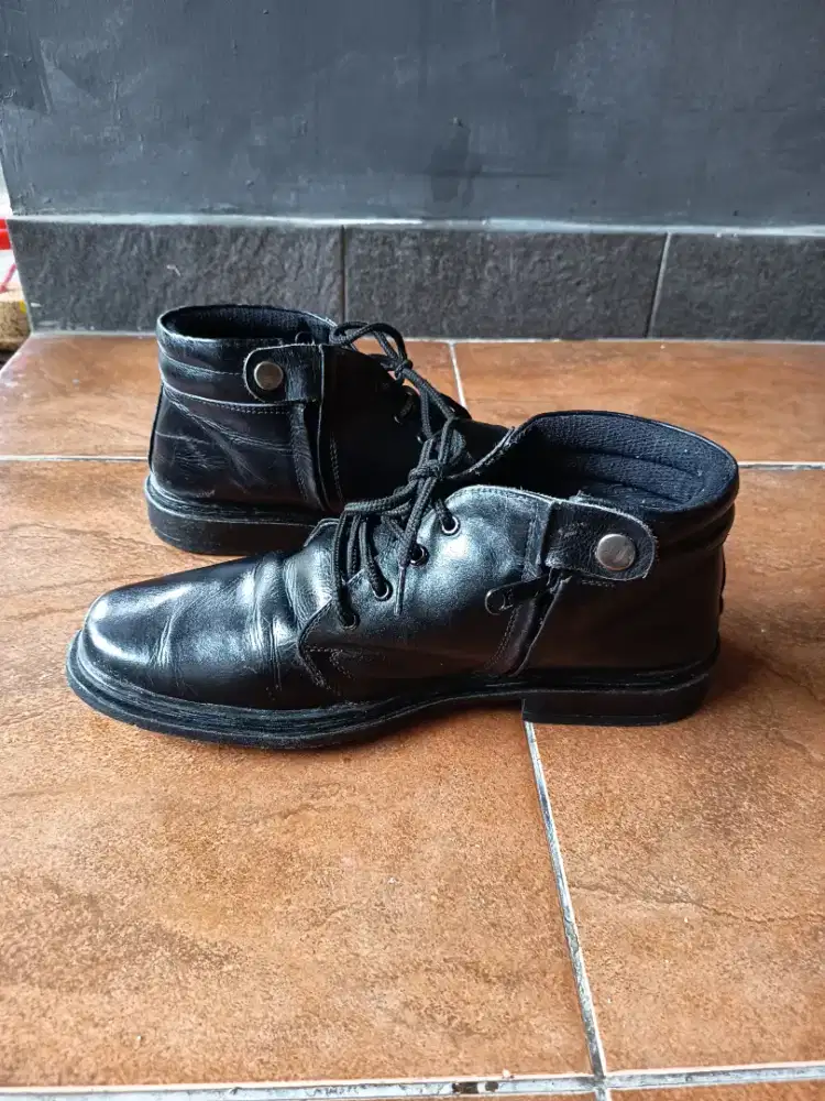 Sepatu pantofel kulit size  47