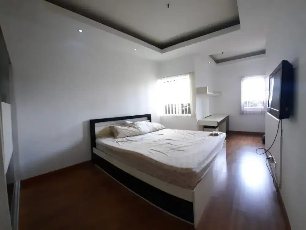 Disewakan Apartemen Mediterania Garden Residence 2 Townhouse 3 Bedrooms 100m2 Furnished Siap Huni Di Tanjung Duren Jakarta Barat