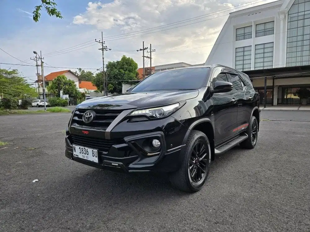FORTUNER VRZ 2.4 TRD MATIC 2020 # KM 60 RB