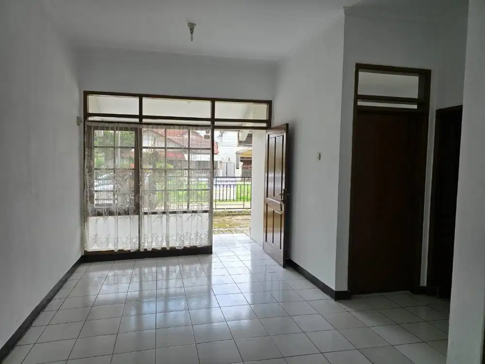 Dijual Rumah Minimalis di Taman Kopo Indah Bandung