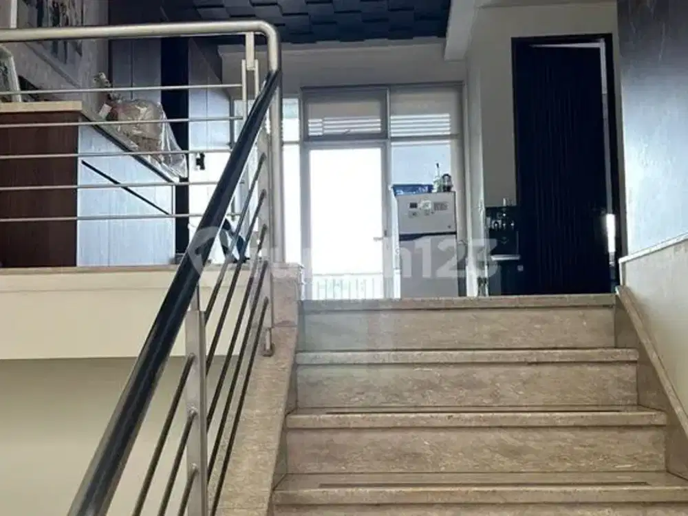 Rumah mewah di Walet indah pantai indah kapuk furnish super mewah