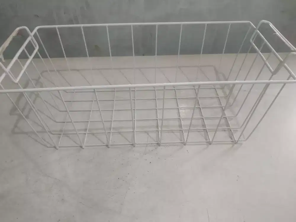 Keranjang freezer