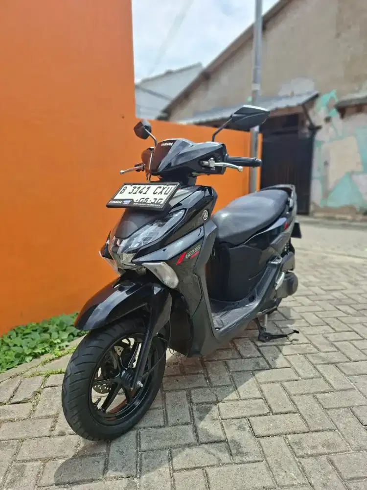 Yamaha Gear Ultima Hybrid 2025 Bln 5 Mulus Bergrnsi