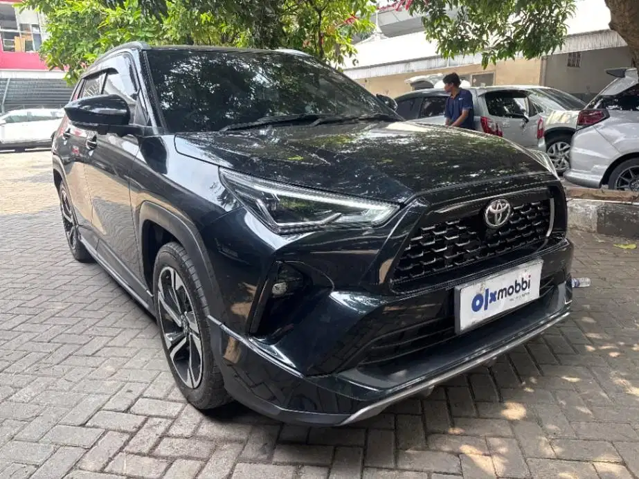 DP MURAH Toyota Yaris Cross 1.5 S GR TSS Bensin-AT 2023 Hitam CKIQB