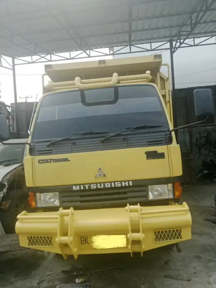 Colt diesel PS 120 4x4 double gerbang Tahun 2002