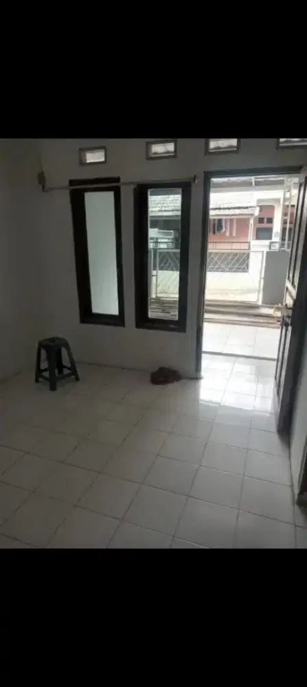Disewakan rumah aman nyaman tentram di sawangan