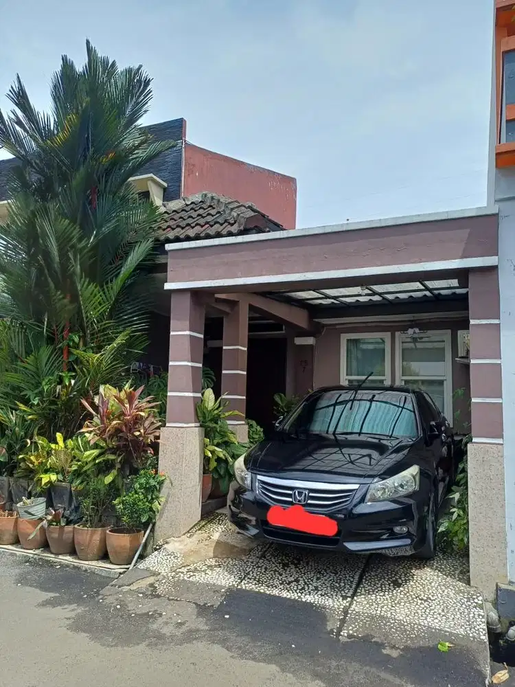 Rumah Cantik serba putih full furnsihed merk Ikea  karawaci residence