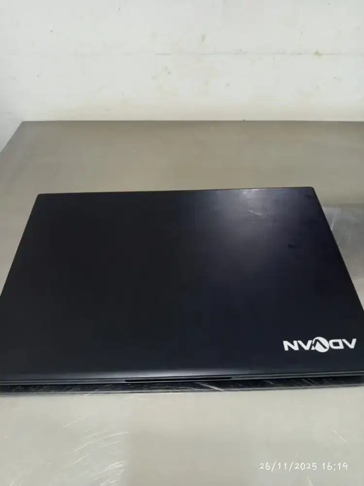 Jual laptop bekas seperti baru