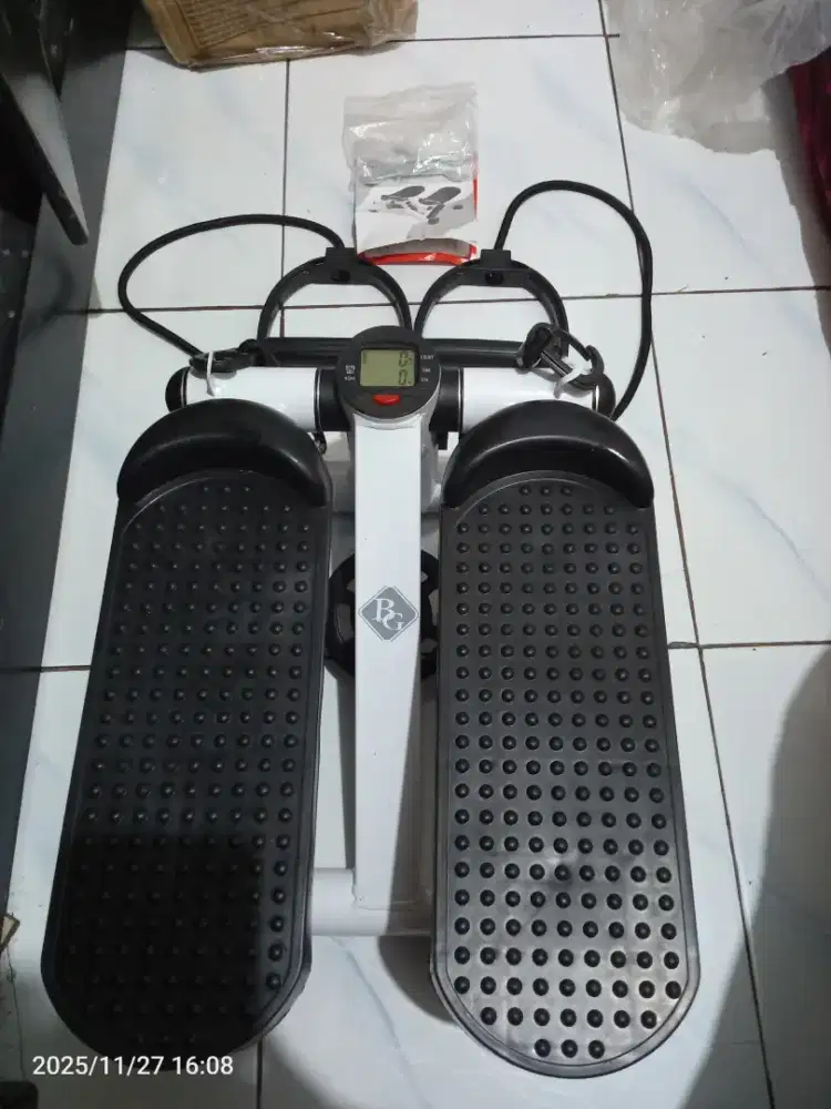 Mini Stepper Olahraga