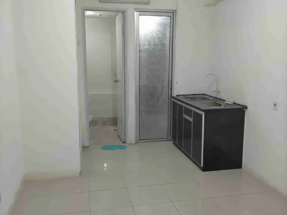 Dijual 2bedroom Un furnished tower Alamanda lt. 11