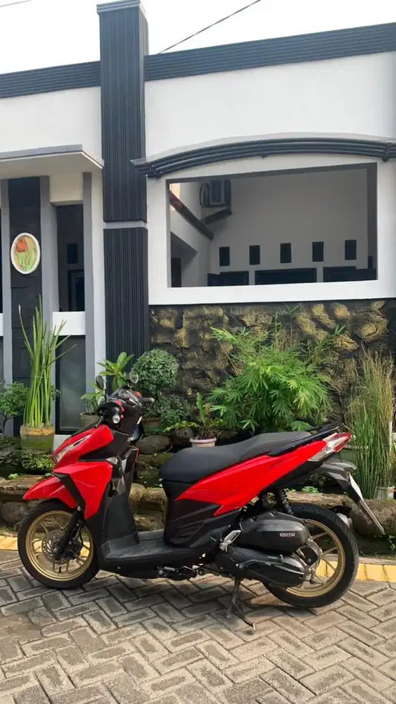 VARIO 2016 MERAH KM RENDAH MULUS NO MINUS