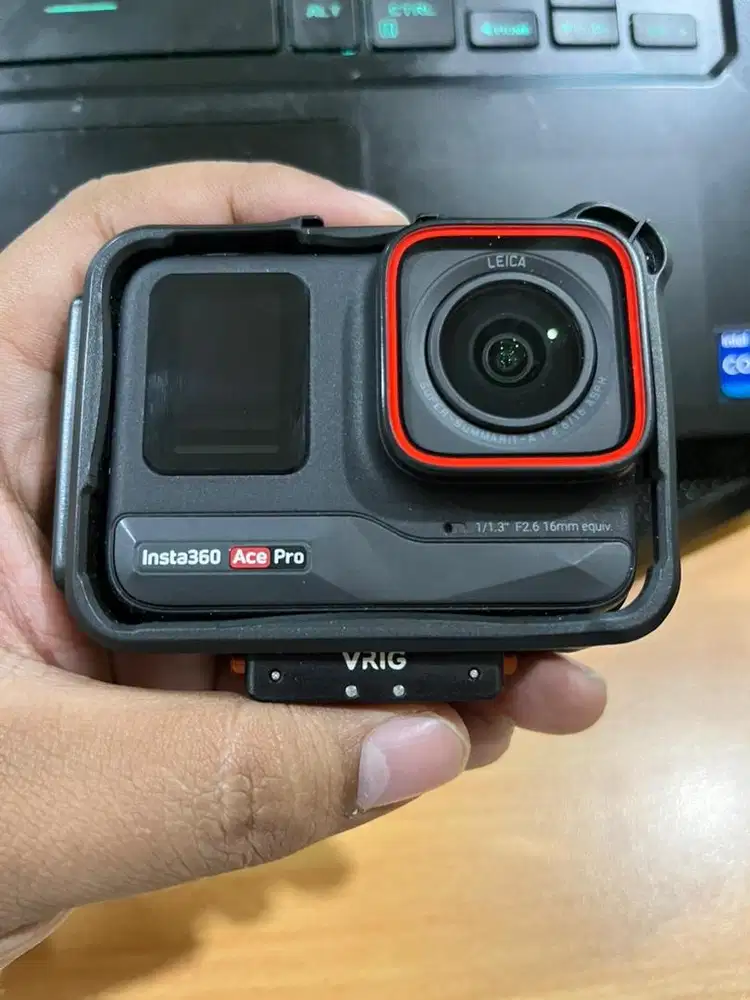 Insta360 ace pro